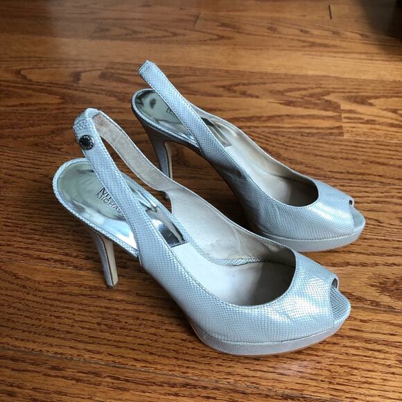 MICHAEL KORS Metallic White Leather York Sling Back Platform Heels Size 7.5 - Picture 8 of 8